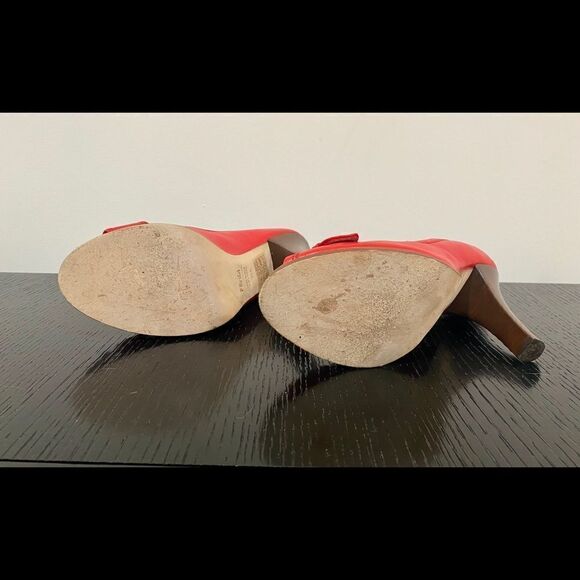 FENDI Red Buckle Peep Toe Pumps Stacked Heel - Picture 6 of 8